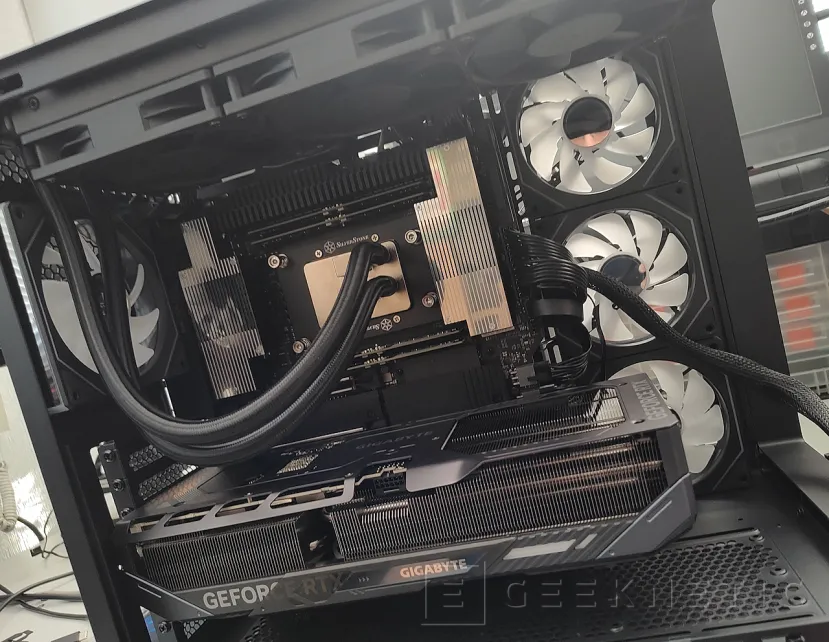 Geeknetic FSP M580 Black ARGB Review 19