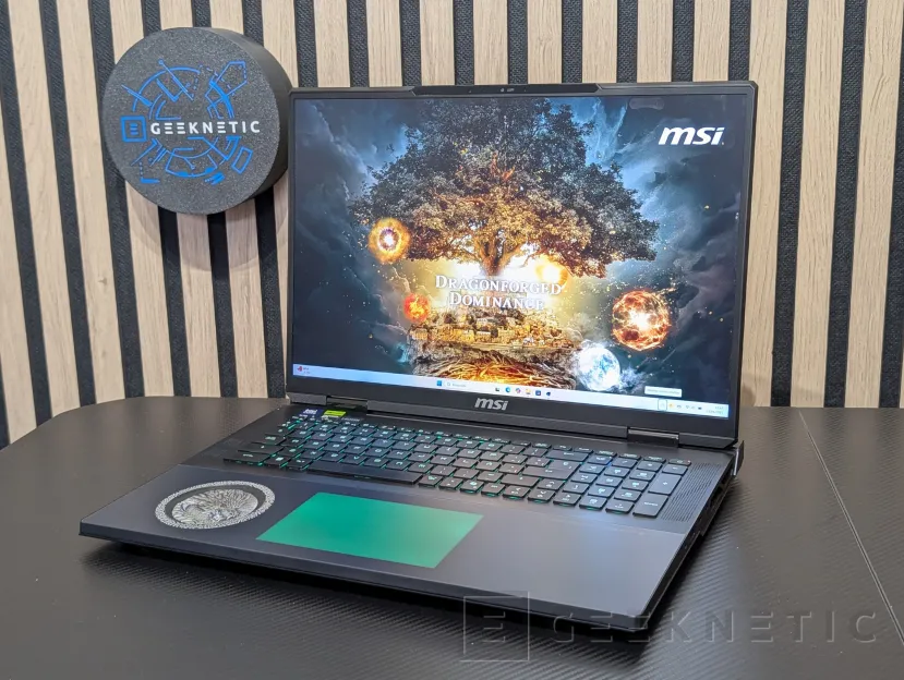 Geeknetic MSI Titan 18 HX Dragon Edition Review con RTX 5080 58