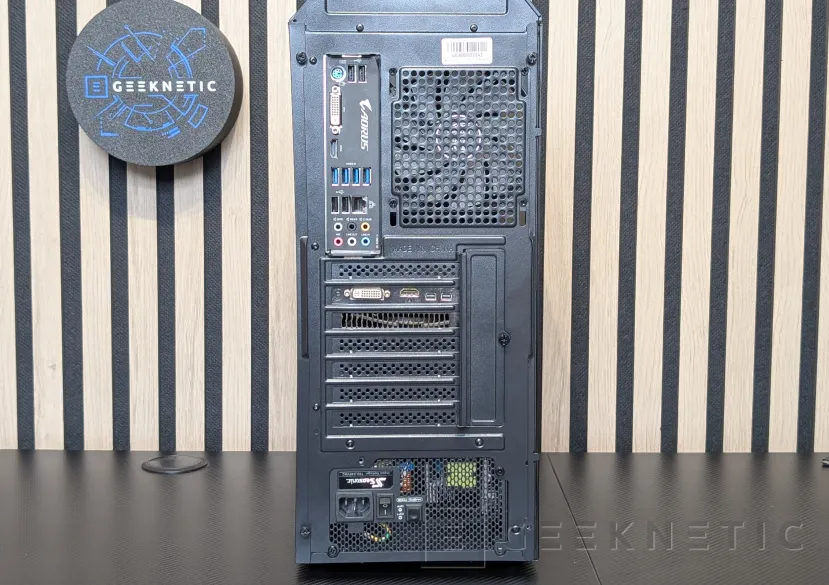 Geeknetic XPG VALOR AIR PLUS Review 6