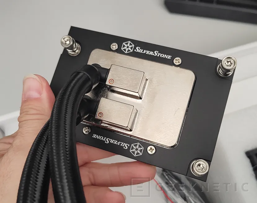 Geeknetic AMD Ryzen Threadripper 9970X Review 21