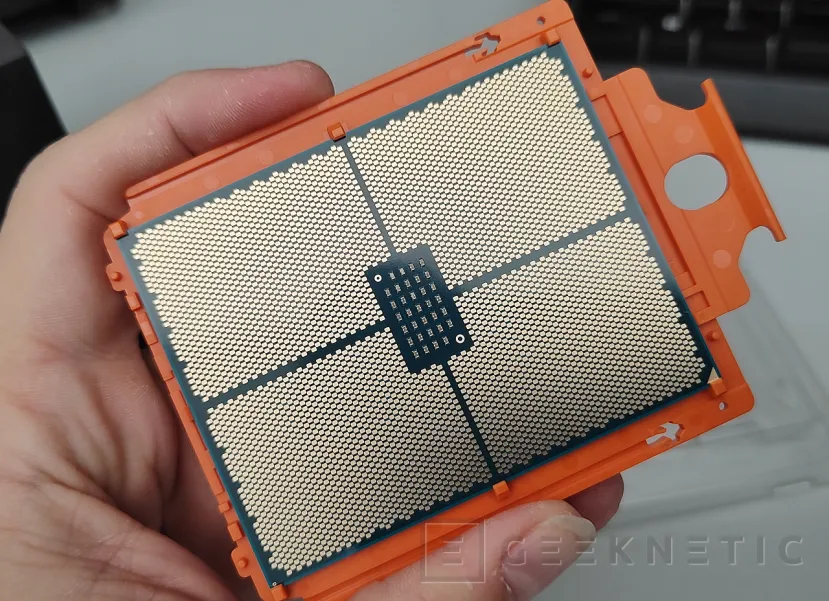 Geeknetic AMD Ryzen Threadripper 9980X Review 14