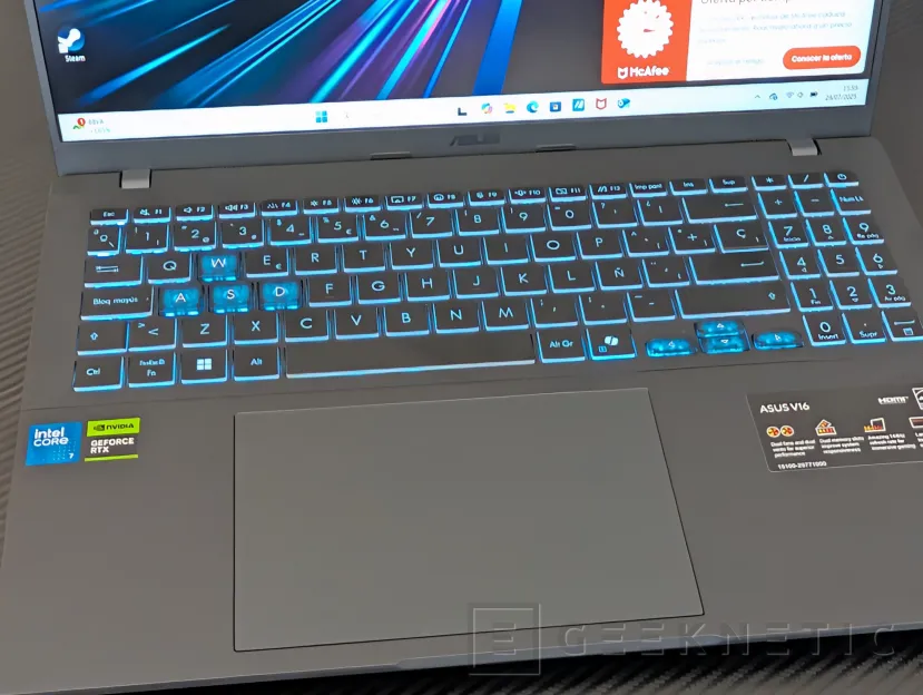 Geeknetic ASUS V16 V3607VM Review 6