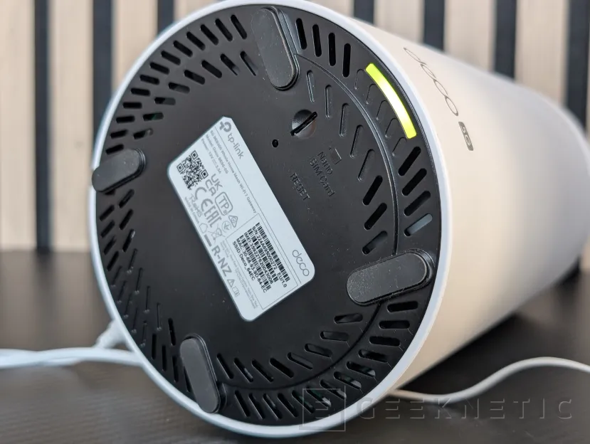 Geeknetic TP-Link Deco BE65-5G Review 8