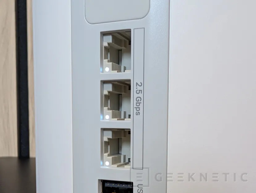 Geeknetic TP-Link Deco BE65-5G Review 6