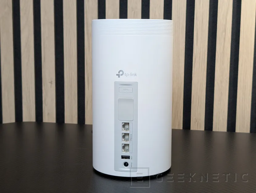 Geeknetic TP-Link Deco BE65-5G Review 5