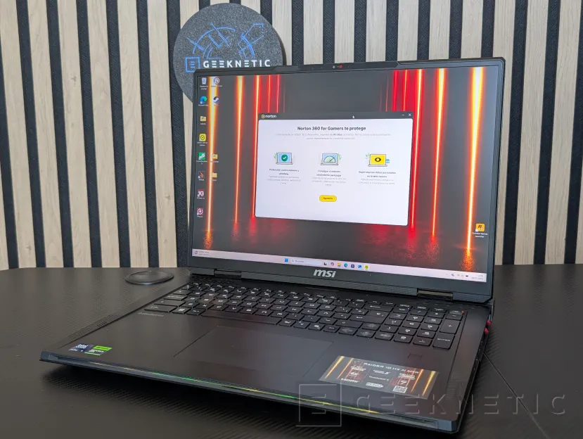 Geeknetic MSI RAIDER 18 HX AI A2XW Review 6