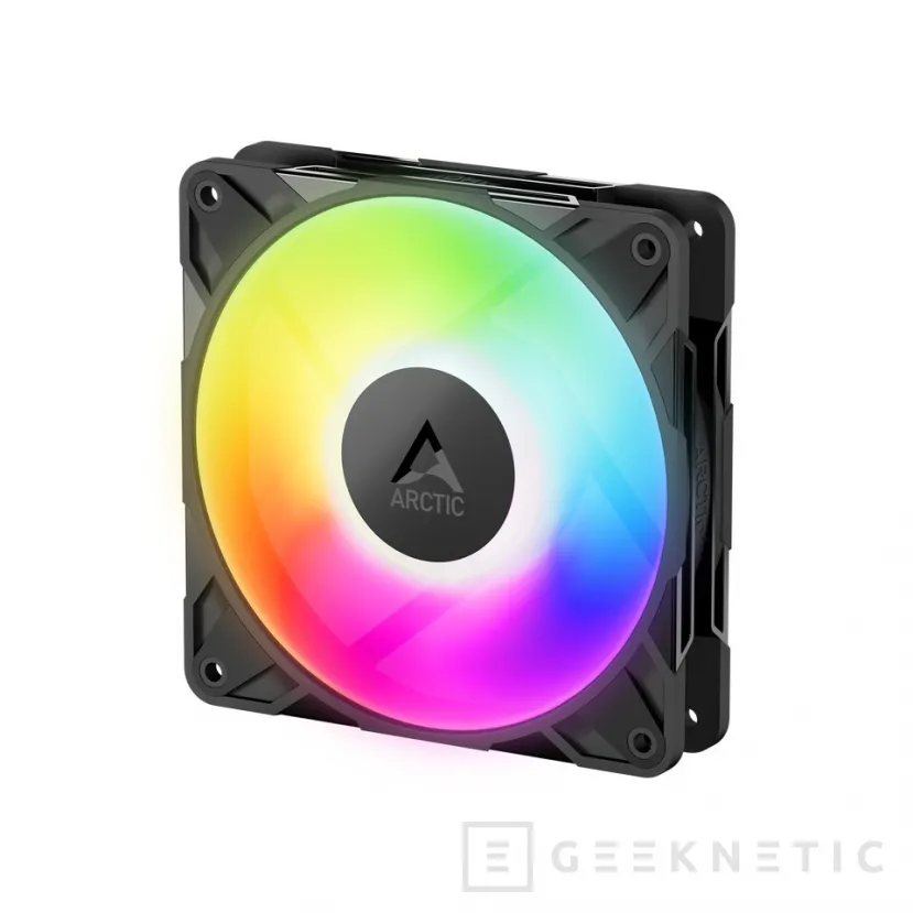 Geeknetic Arctic presenta su nueva gama de ventiladores P Pro Series con un diseño de las aspas revisado y menor ruido 1