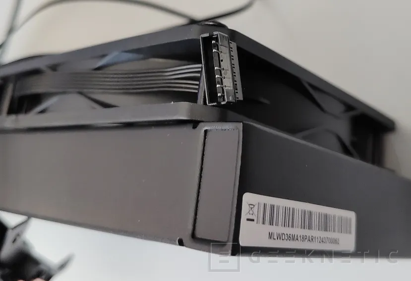 Geeknetic Cooler Master MasterLiquid 360 Core II Review 12