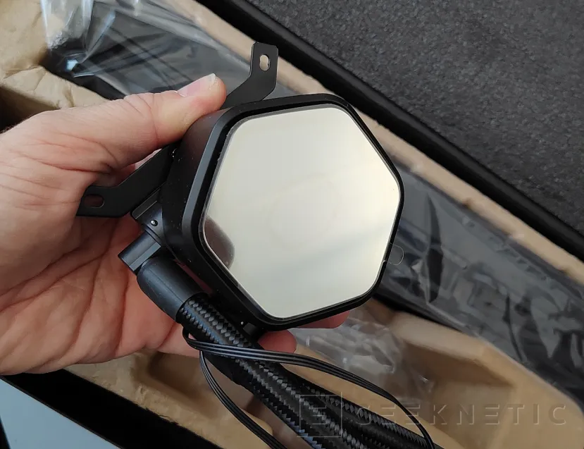 Geeknetic Cooler Master MasterLiquid 360 Core II Review 6