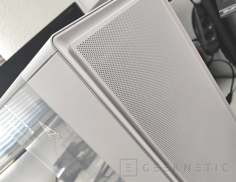 Geeknetic Fractal Design Epoch Review 19