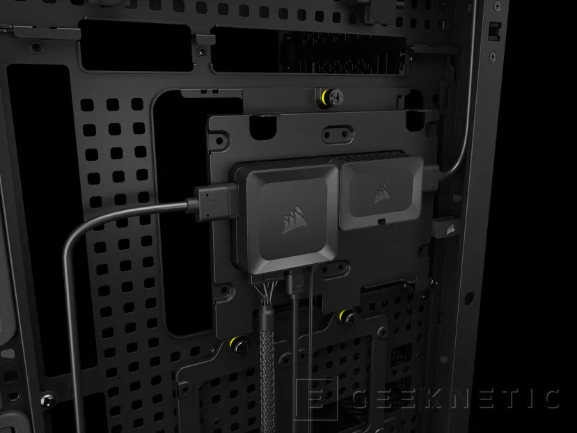 Geeknetic Corsair presenta la caja FRAME 5000D con más espacio interior y que admite radiadores de hasta 420 mm 4