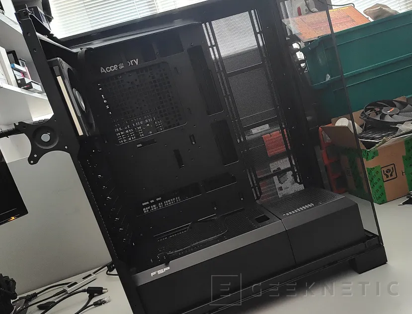 Geeknetic FSP U691 Black ARGB Review 4