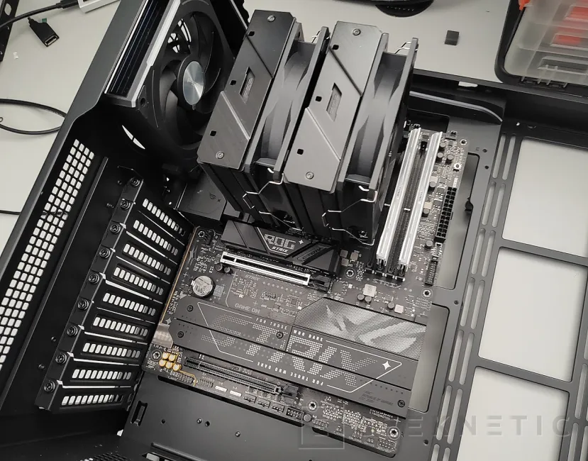 Geeknetic FSP U691 Black ARGB Review 15