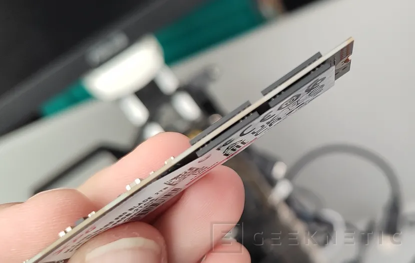 Geeknetic XPG MARS 980 BLADE 2TB Review 5