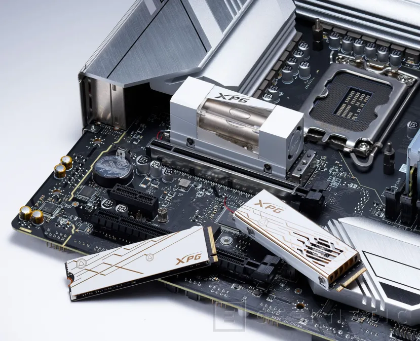 Geeknetic XPG MARS 980 BLADE 2TB Review 13