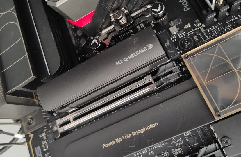 Geeknetic XPG MARS 980 BLADE 2TB Review 35