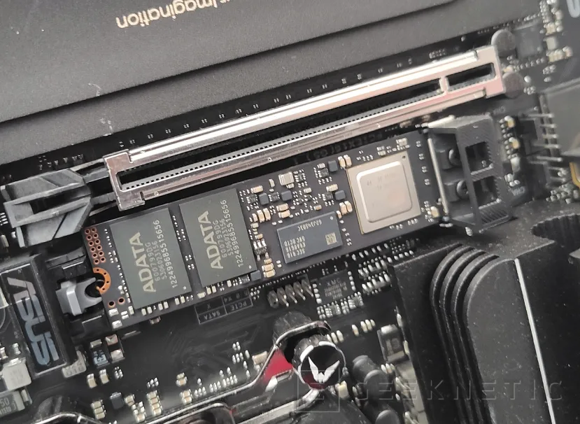 Geeknetic XPG MARS 980 BLADE 2TB Review 12