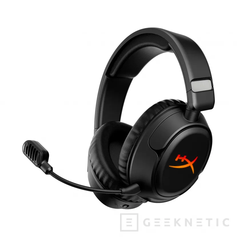 Geeknetic Los auriculares HyperX Cloud Alpha 2 Wireless incorporan una base para personalizar la iluminación RGB 3