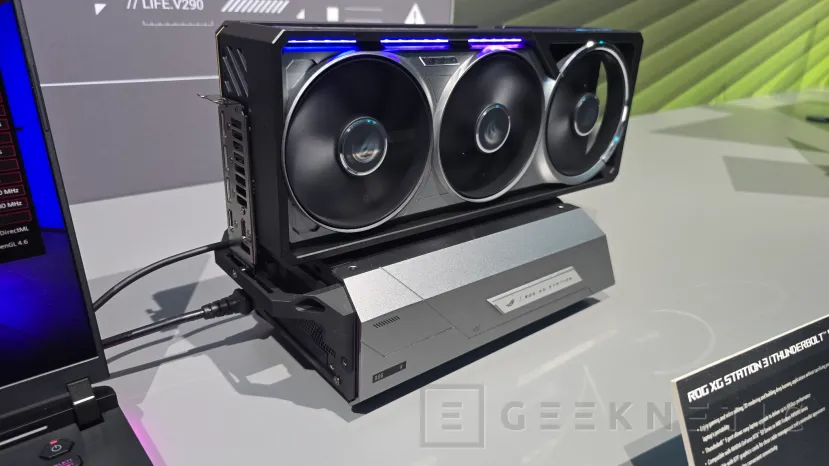 Geeknetic ¿Una RTX 5090 de sobremesa para un portátil? Con la ASUS ROG XG Station 3 ya es posible 2