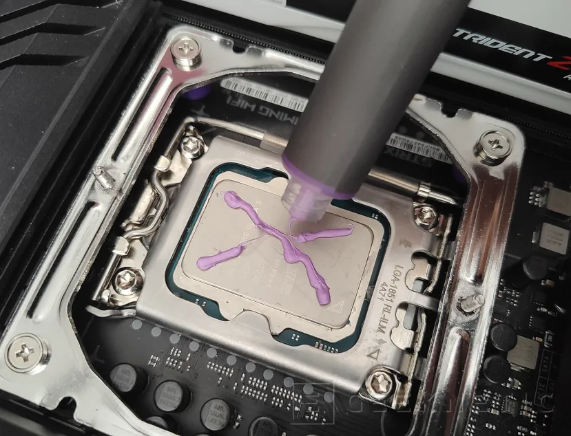 Geeknetic Cooler Master CryoFuze 5 Review 6