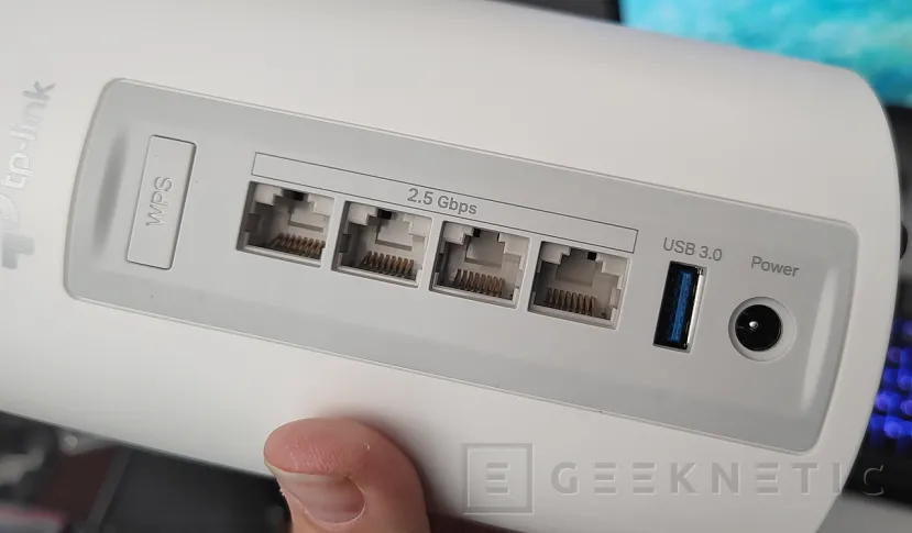 Geeknetic TP-Link Deco BE65 Wi-Fi 7 2x Mesh Review 9