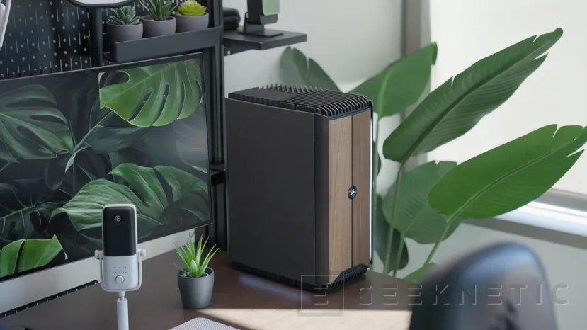 Geeknetic Corsair ONE a600 une Ryzen 9000X3D, RTX 5080 y refrigeración líquida dual en un PC compacto de 64 GB y 4 TB NVMe 1