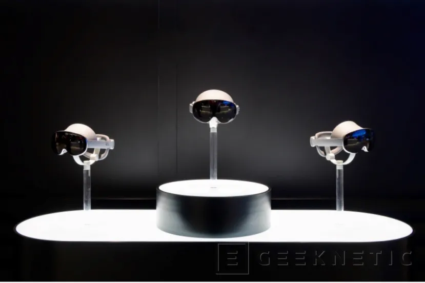 Geeknetic Samsung prepara el lanzamiento de sus gafas XR en septiembre con Snapdragon XR2+ Gen 2, Android XR y un precio más bajo que el Vision Pro 1