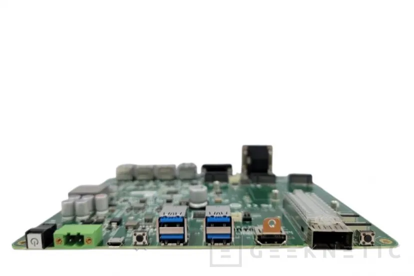 Geeknetic AAEON presenta el BOXER-8741AI: Corazon con NVIDIA Jetson Thor y muchas opciones para E/S 3