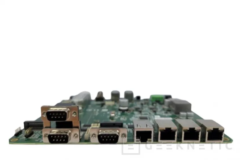 Geeknetic AAEON presenta el BOXER-8741AI: Corazon con NVIDIA Jetson Thor y muchas opciones para E/S 4