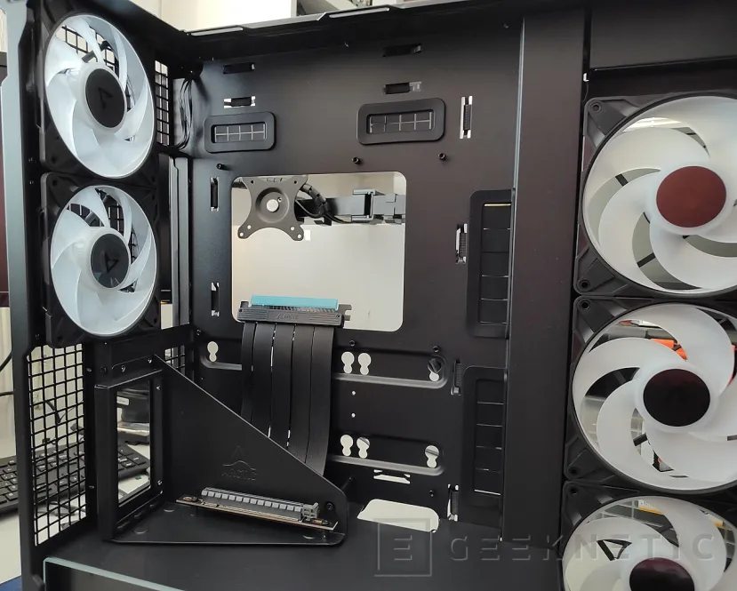 Geeknetic Arctic Xtender VG Review 5