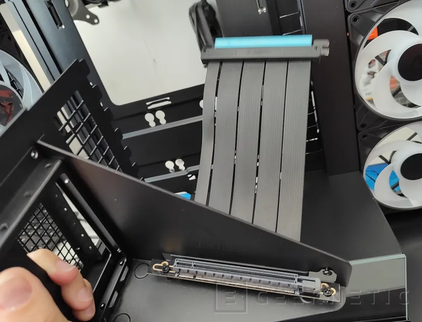 Geeknetic Arctic Xtender VG Review 3