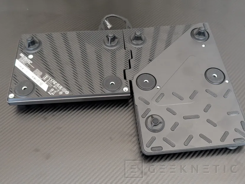 Geeknetic ASUS ROG Falcata Review 6