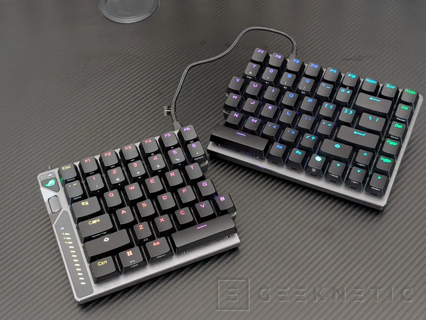 Geeknetic ASUS ROG Falcata Review 1