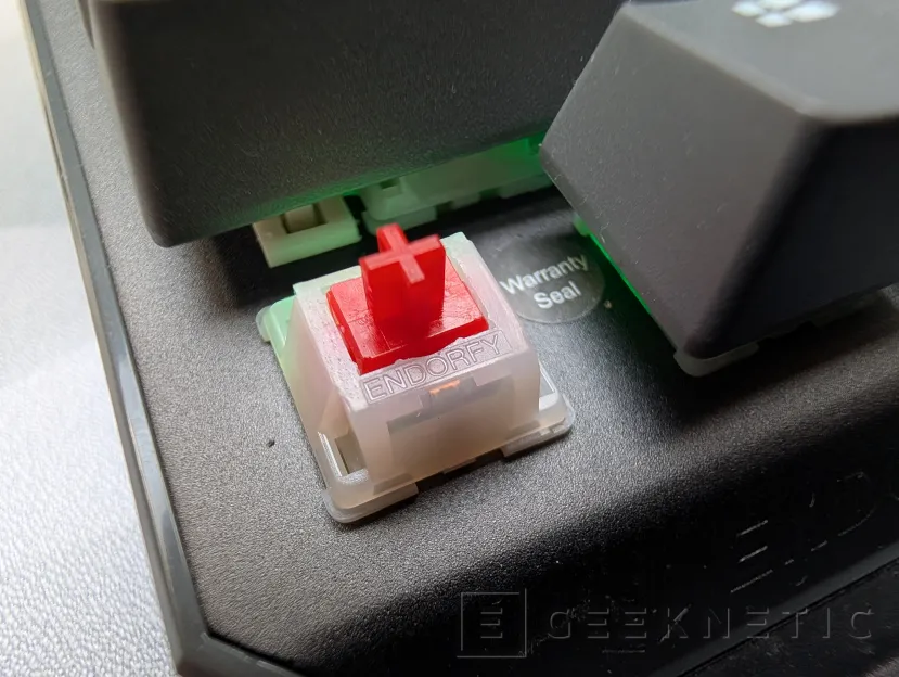 Geeknetic ENDORFY Thock V2 Review 12