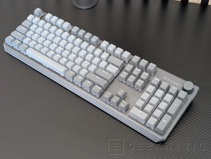 Geeknetic ENDORFY Thock V2 Review 1