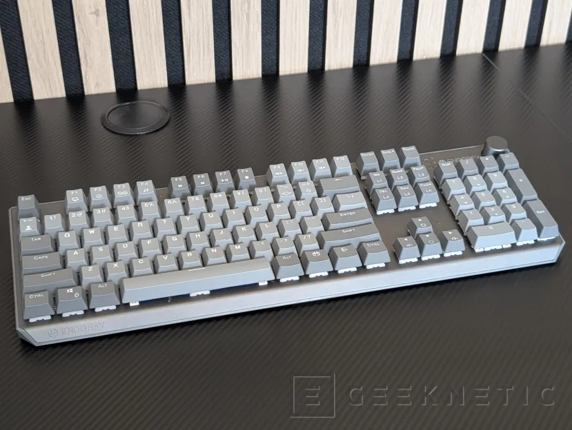 Geeknetic ENDORFY Thock V2 Review 2