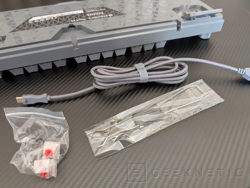 Geeknetic ENDORFY Thock V2 Review 10