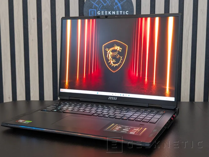 Geeknetic MSI RAIDER A18 HX A9WJG Review con AMD Ryzen 9 9955HX3D 7