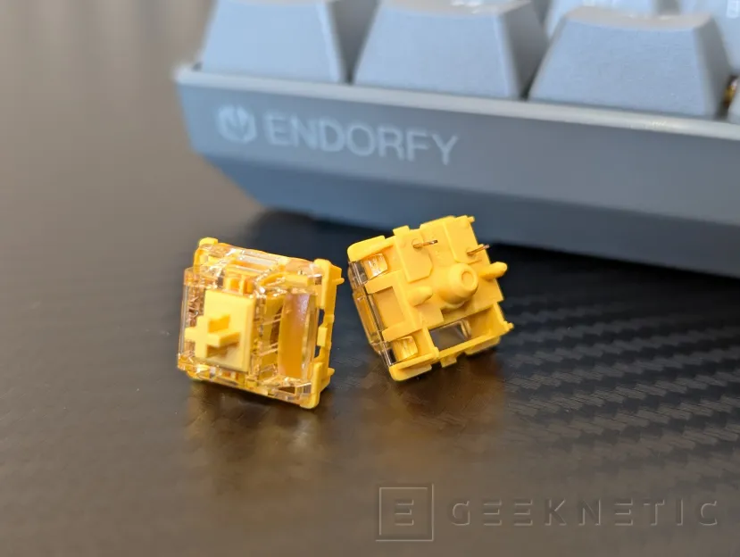 Geeknetic ENDORFY Thock V2 Compact Wireless Review 11