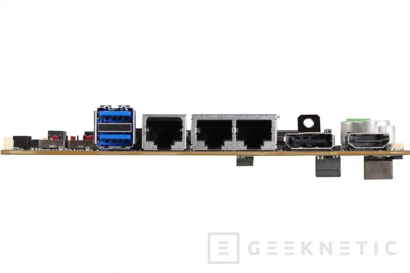 Geeknetic AAEON presenta su placa compacta GENE-ARH6 que viene con los Intel Core Ultra 200U o H 4