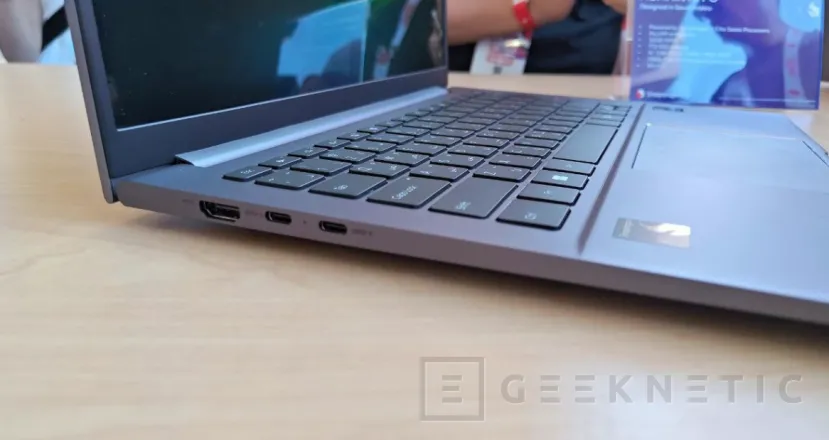 Geeknetic HUMAIN lanza Horizon Pro: el Primer Portátil del Mundo con Agente de IA Local Integrado en el Sistema 7