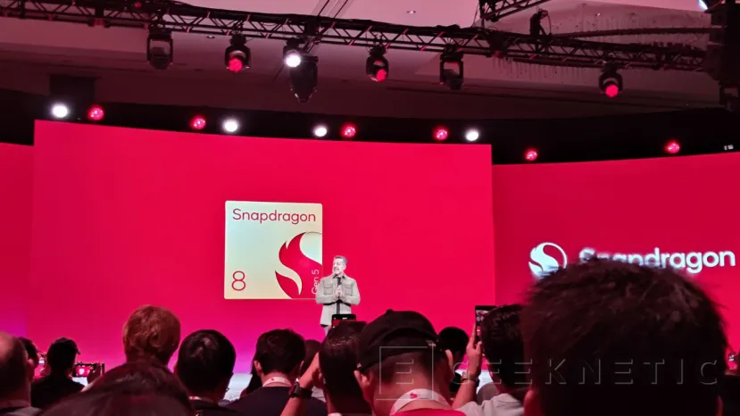 Geeknetic Qualcomm ha anunciado los Snapdragon 8 Gen 5, unos procesadores de gama alta sin llegar a ser &quot;Elite&quot; 2