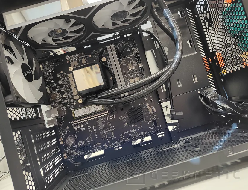 Geeknetic XPG VALOR AIR NANO Review 16