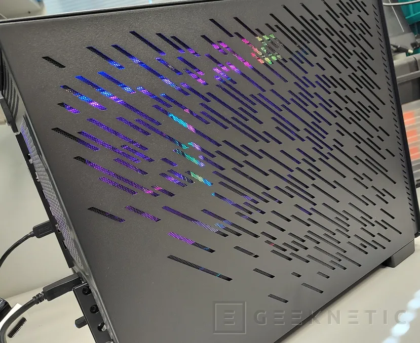 Geeknetic XPG VALOR AIR NANO Review 15