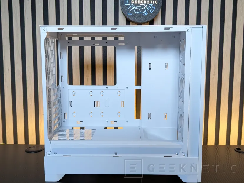 Geeknetic Fractal Design Pop 2 Air Review 6