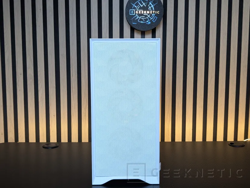 Geeknetic Fractal Design Pop 2 Air Review 4