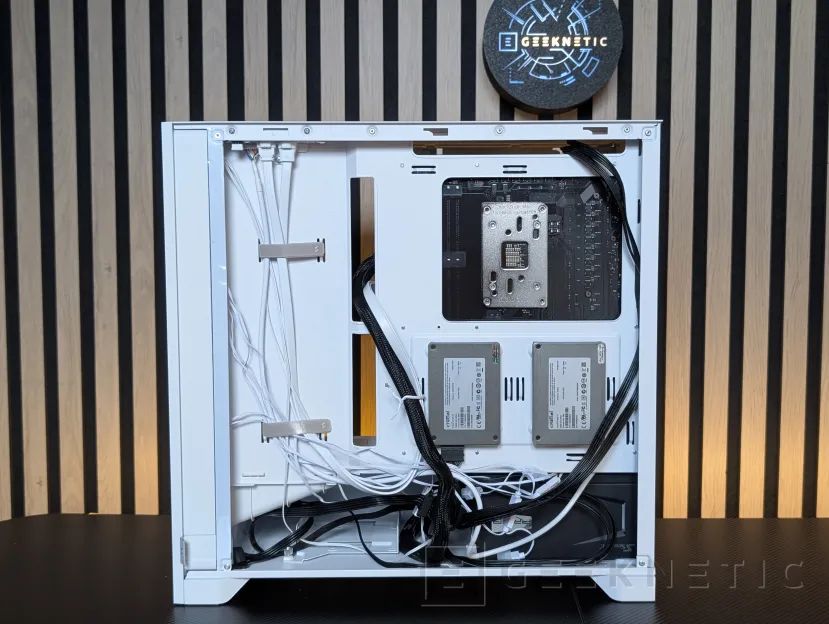 Geeknetic Fractal Design Pop 2 Air Review 25