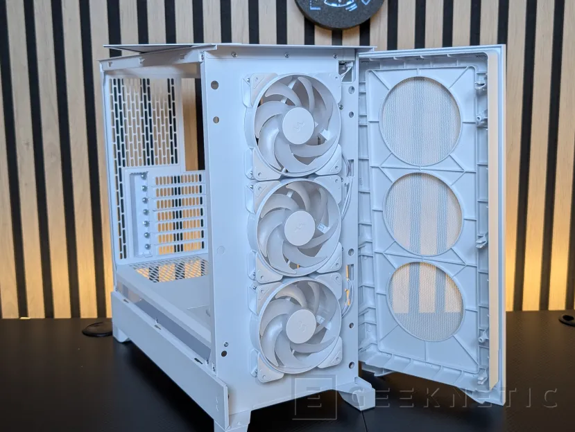 Geeknetic Fractal Design Pop 2 Air Review 14
