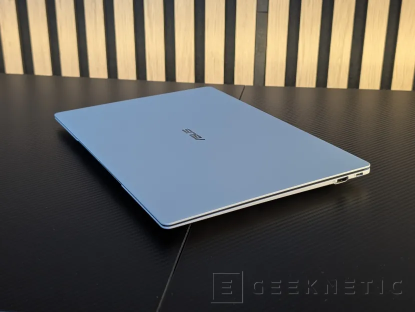 Geeknetic ASUS ExpertBook Ultra Review con Intel Core Ultra X7 358H 2