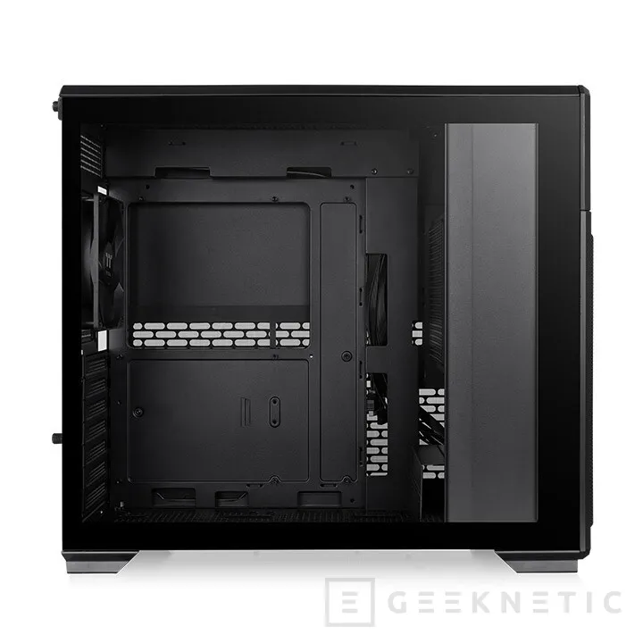 Geeknetic Thermaltake TR300: una caja ATX que mueve la fuente al frontal para ganar espacio donde más importa 1